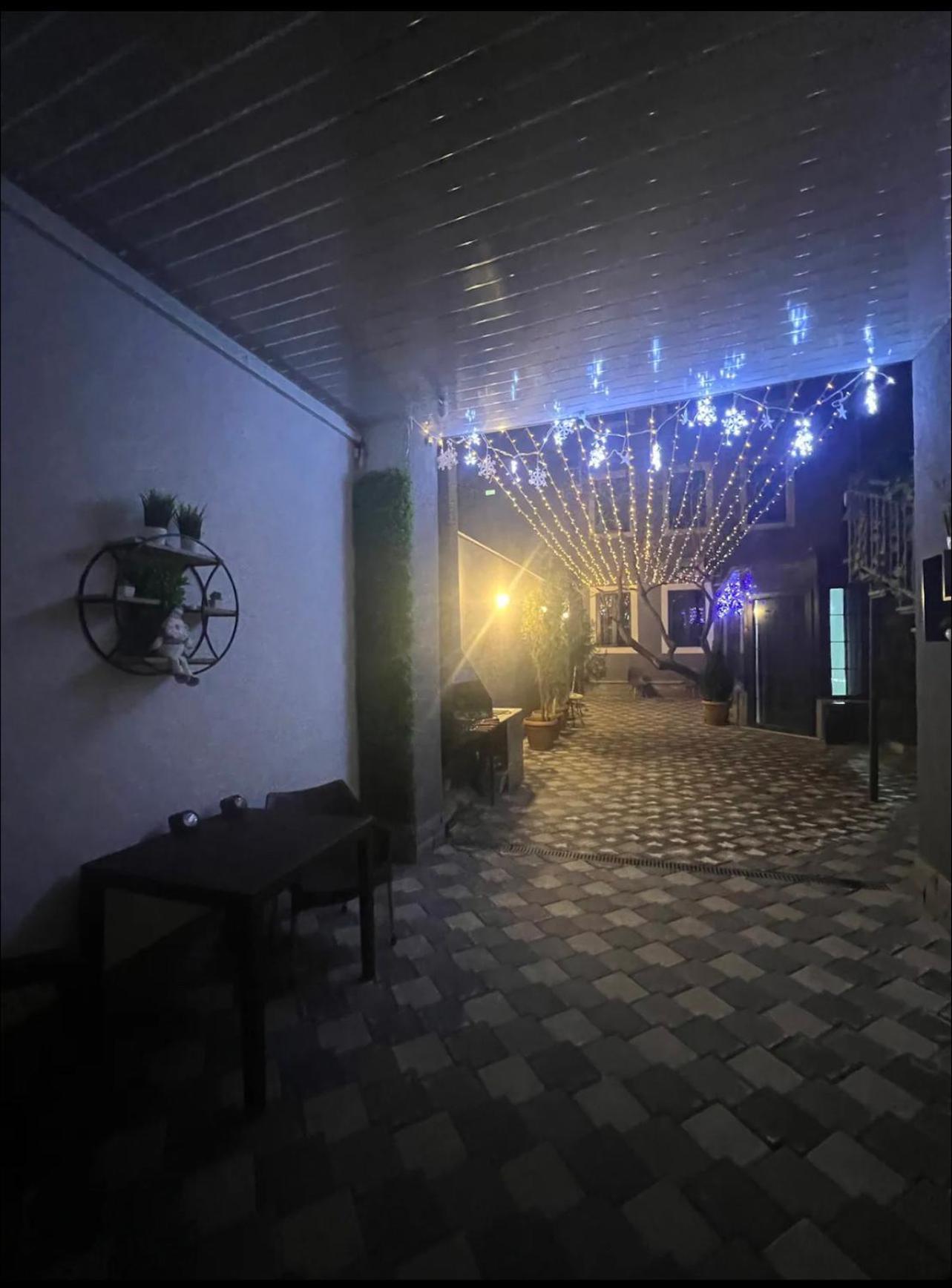 Cool Blue Interior Self Check In Apartment เยเรวาน ภายนอก รูปภาพ